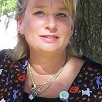 Teal Roberts Nahé