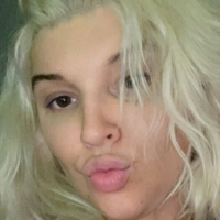 thebustybxtch Nahé