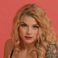 theofficialamandashow Nahé