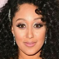 Tia & Tamera Mowry Nahé