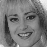 Tracie Bennett Nahé