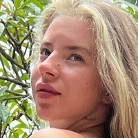 travelchelle Nahé