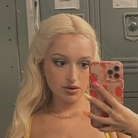 Valentine Jade Nahé