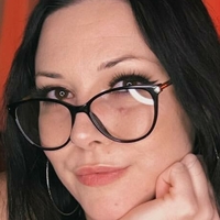 Vanessa Hughes Nahé