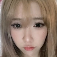 vellezy Nahé