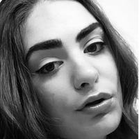 Veronica Correia Nahé