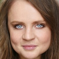 Vicky Binns Nahé