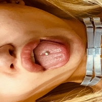 vivi_ross Nahé