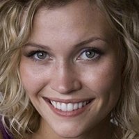 Whitney Moore Nahé