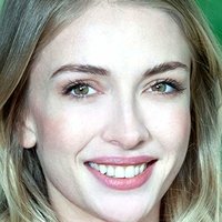 Yasemin Kay Allen Nahé