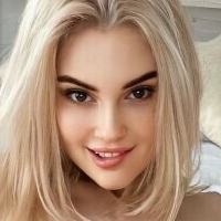 yourhottienica Nahé