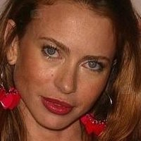 Yvonne Sciò Nahé